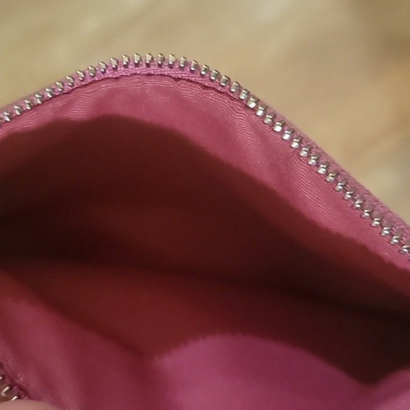 (SOLD)🛑COACH PINK WRISTLET - Picture 5 of 5